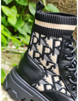 Bottines à lacets Dallia junior noires effet chaussette avec motifs