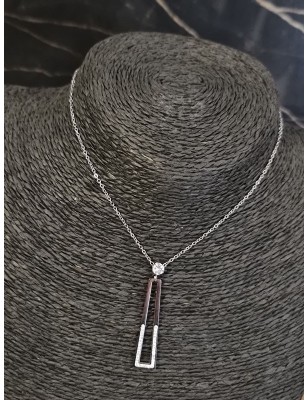Collier chainette Célia en acier inoxydable couleur argent avec pendentif et strass