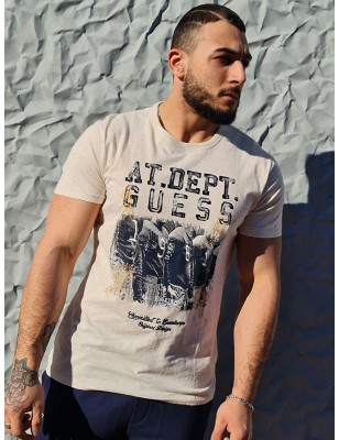 Tee-shirt manches courtes Guess Oatmeal beige avec dessin et sportifs brodés
