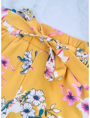 Short fleuri Aloha jaune avec ceinture à nouer