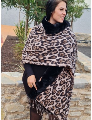 Poncho Katy léopard avec fausse fourrure