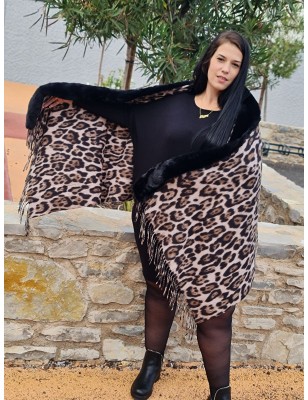 Poncho Katy léopard avec fausse fourrure
