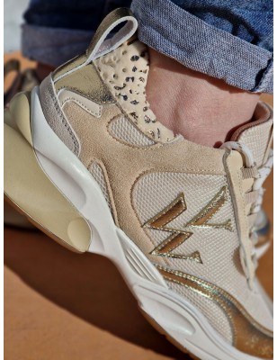 Baskets sneakers Vanessa Wu BK2585 Clemence beige et or multi-matières