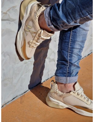 Baskets sneakers Vanessa Wu BK2585 Clemence beige et or multi-matières