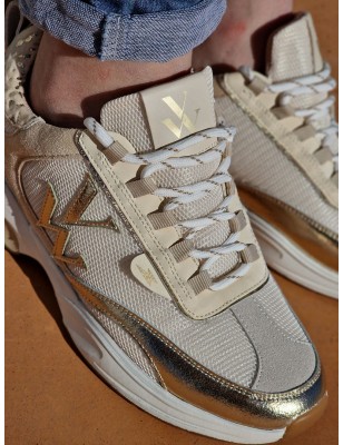 Baskets sneakers Vanessa Wu BK2585 Clemence beige et or multi-matières