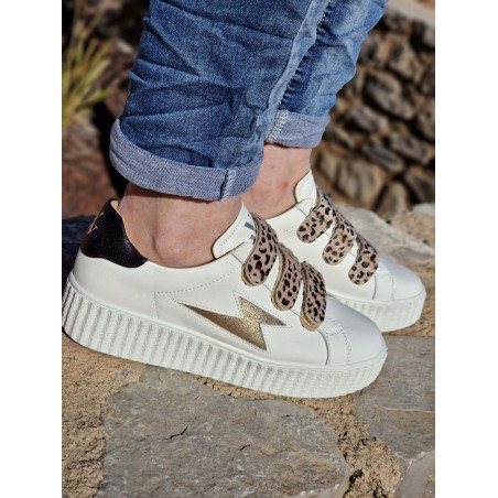 Baskets femme éclair cuir Vanessa Wu Maggie Jane blanches