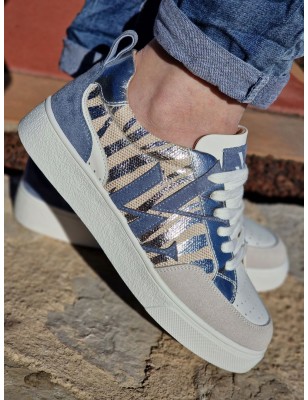 Baskets Vanessa Wu BK2555 Joyce beige et bleu multi-matières avec motif zébré argenté
