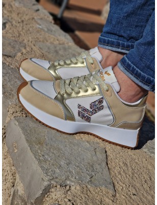 Baskets basses Kaporal Rayonne beiges avec contrefort effet croco