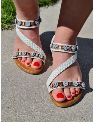 Sandales femme Camelia argentées avec brides et fleurs strass, élastique au niveau de la cheville