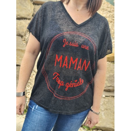 Tee-shirt ample manches courtes "Je suis une maman trop géniale" noir