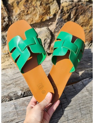 Mules femme Clea vertes avec brides ajourées