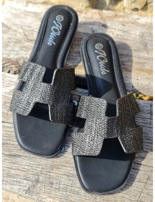 Mules femme Assia noires avec bride ajourée légèrement pailletée et effet tressé