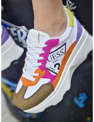 Baskets femme sneakers Guess Calebb4 blanches et multicolores avec grosse semelle