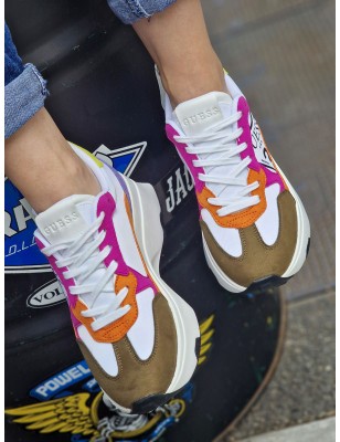 Baskets femme sneakers Guess Calebb4 blanches et multicolores avec grosse semelle
