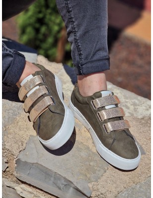 Baskets basses Kaporal Tippy kaki avec scratch dorés effet serpent