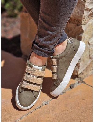 Baskets basses Kaporal Tippy kaki avec scratch dorés effet serpent