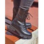 Bottines femme rangers Guess Madaya noires