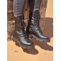 Bottines femme rangers Guess Madaya noires