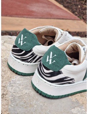 Baskets basses femme Vanessa Wu Esmee vertes bi-matières avec motif zébré effet poil