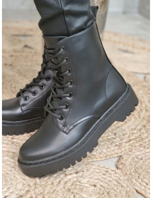Bottines femme Lola noires avec lacets