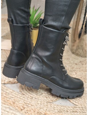 Bottines femme Lison noires avec lacets en strass