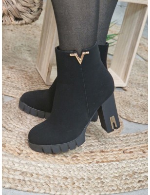 Bottines à talon Margot noires effet suédine avec semelle crantée et détail doré