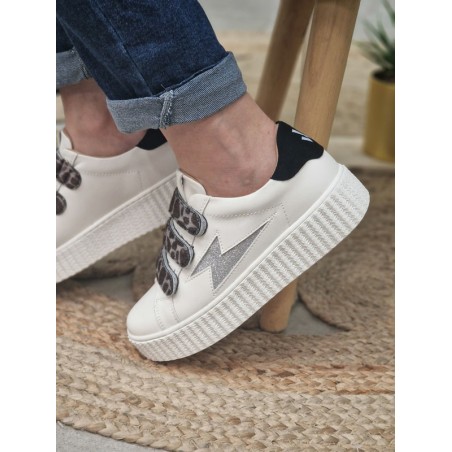 Baskets femme éclair Vanessa Wu Thais blanches