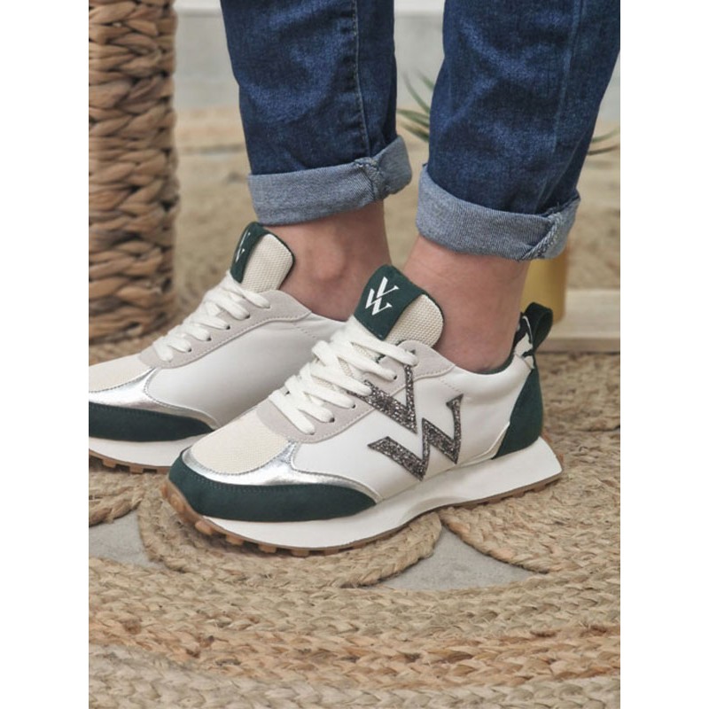 Baskets femme Vanessa Wu VWgrace blanches Baskets femme Vanessa Wu VWgrace blanches