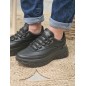 Baskets femme sneakers Guess Kyra noires Baskets femme sneakers Guess Kyra noires
