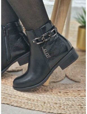Bottines femme LPB Gisabel noires à bouts ronds avec aspect serpent et chainette