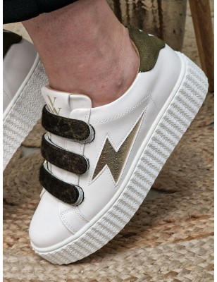 Baskets éclair Vanessa Wu Thais blanches à plateforme avec scratchs kaki effet poil