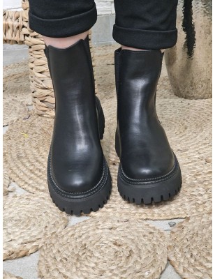 Bottines Kaporal Crissy noires avec semelle crantée et effet léopard