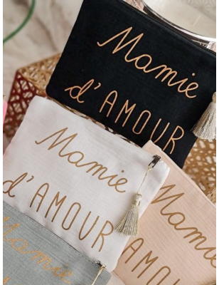 Pochette en gaze de coton "Mamie d'amour" avec pompon