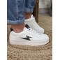 Baskets femme Vanessa Wu Tania blanches et noires