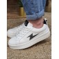 Baskets femme Vanessa Wu Tania blanches et noires