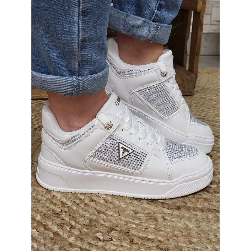 Baskets femme Guess Delove blanches