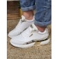 Baskets femme sneakers Guess Moxea blanches Baskets femme sneakers Guess Moxea blanches