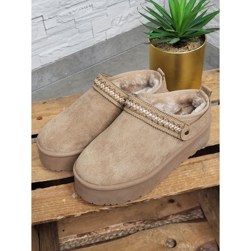 Boots chaussons femme daim fourrées Audrey beiges