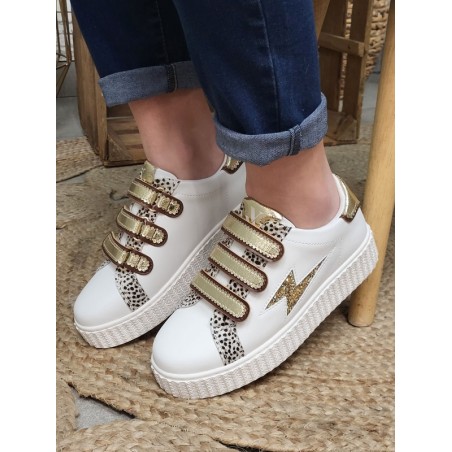 Baskets femme éclair Vanessa Wu Xenia blanches