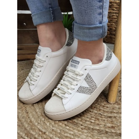 Baskets femme Victoria Berlin blanches