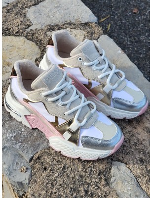 Baskets femme sneakers Guess Ciesta roses