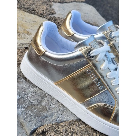 Baskets femme Guess Jrone dorées